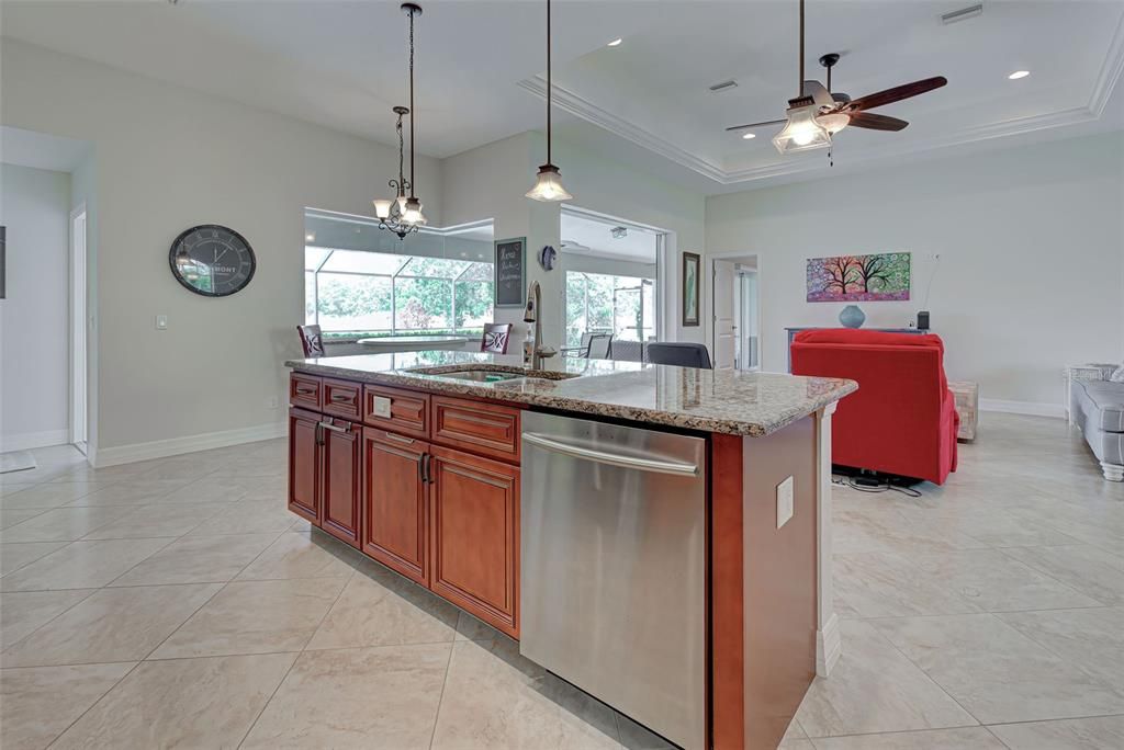 For Sale: $512,000 (3 beds, 2 baths, 1919 Square Feet)