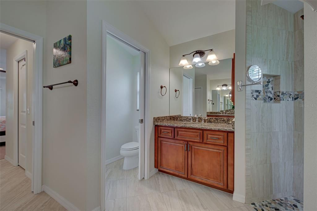 For Sale: $512,000 (3 beds, 2 baths, 1919 Square Feet)