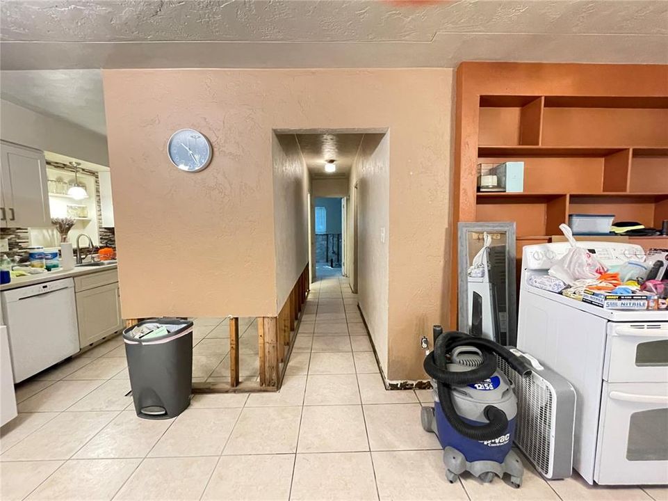 For Sale: $279,000 (4 beds, 2 baths, 1532 Square Feet)