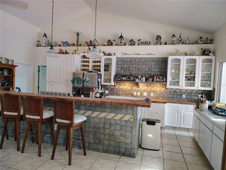 En Venta: $487,900 (4 camas, 2 baños, 2269 Pies cuadrados)