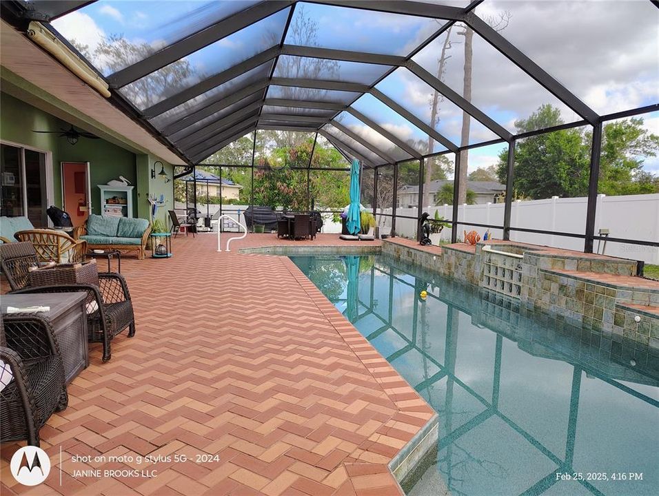 En Venta: $487,900 (4 camas, 2 baños, 2269 Pies cuadrados)