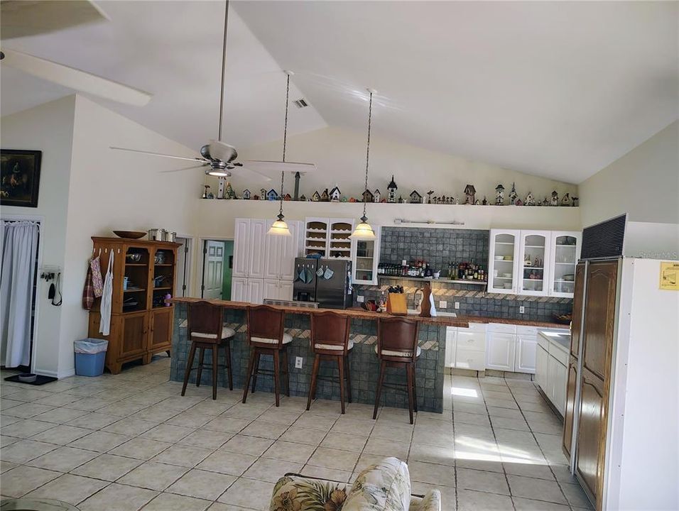 En Venta: $487,900 (4 camas, 2 baños, 2269 Pies cuadrados)