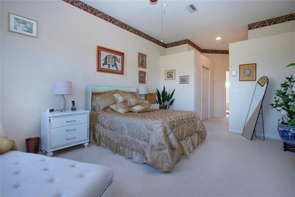 For Sale: $655,000 (3 beds, 2 baths, 2197 Square Feet)