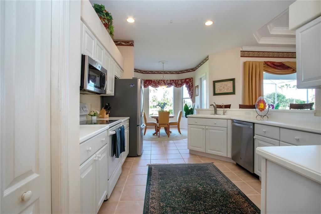 For Sale: $655,000 (3 beds, 2 baths, 2197 Square Feet)