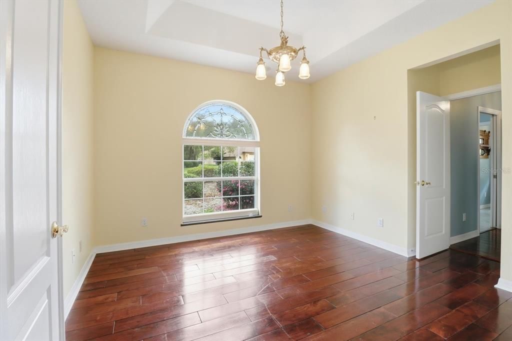 На продажу: $579,000 (4 спален, 3 ванн, 2527 Квадратных фут)