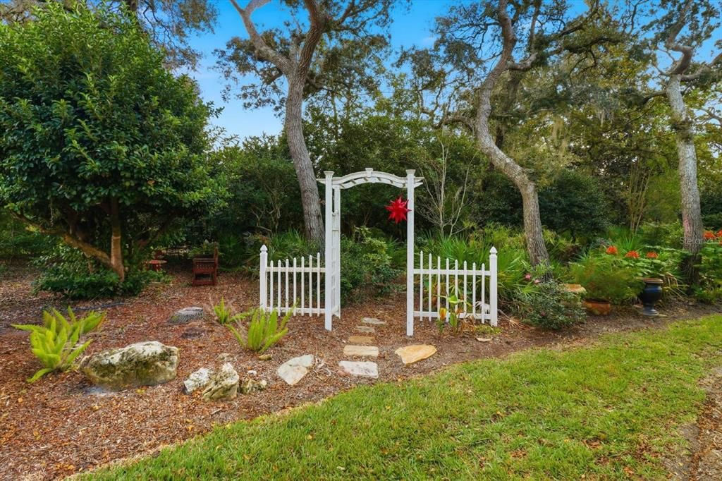 На продажу: $579,000 (4 спален, 3 ванн, 2527 Квадратных фут)