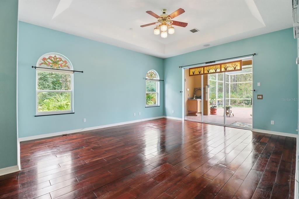 На продажу: $579,000 (4 спален, 3 ванн, 2527 Квадратных фут)