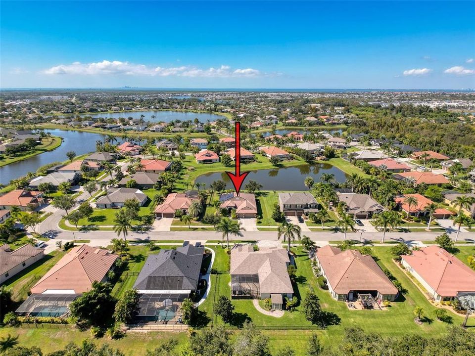 For Sale: $740,000 (4 beds, 3 baths, 2664 Square Feet)