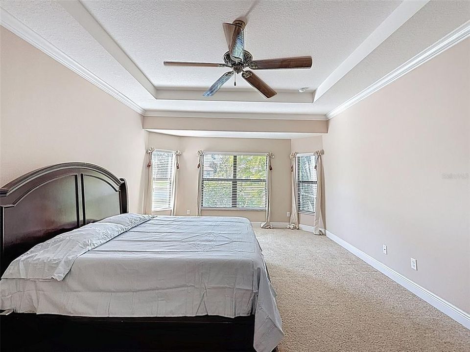 For Sale: $740,000 (4 beds, 3 baths, 2664 Square Feet)