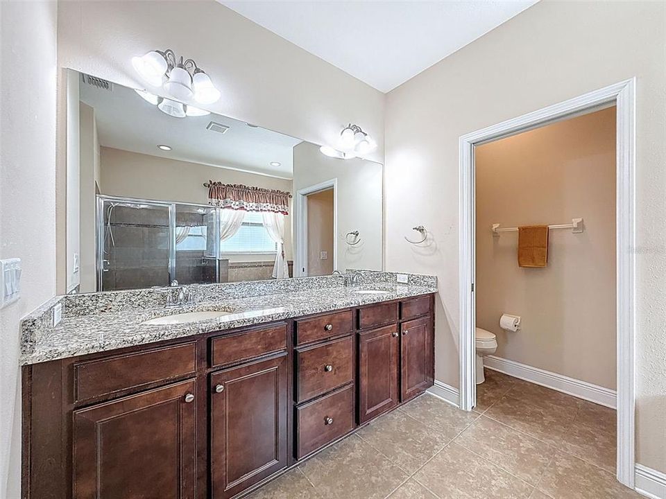 For Sale: $740,000 (4 beds, 3 baths, 2664 Square Feet)