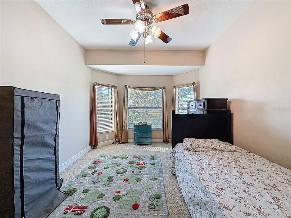 For Sale: $740,000 (4 beds, 3 baths, 2664 Square Feet)