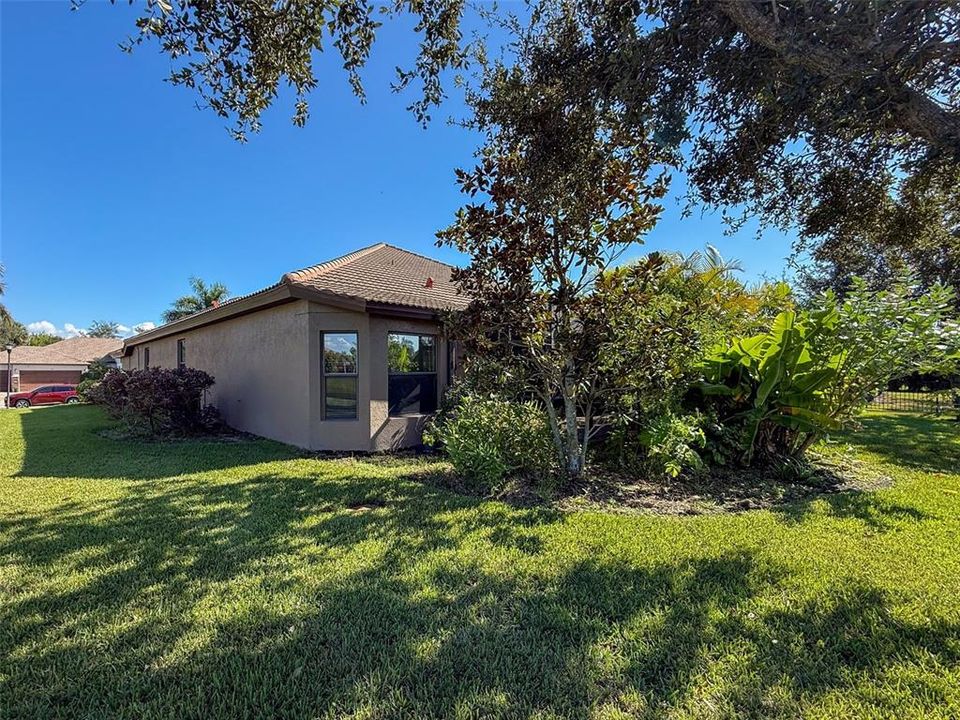 For Sale: $740,000 (4 beds, 3 baths, 2664 Square Feet)