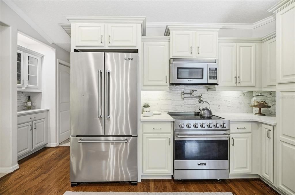 En Venta: $1,595,000 (4 camas, 2 baños, 2312 Pies cuadrados)