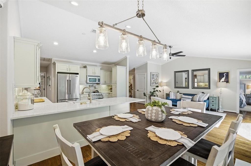 En Venta: $1,595,000 (4 camas, 2 baños, 2312 Pies cuadrados)