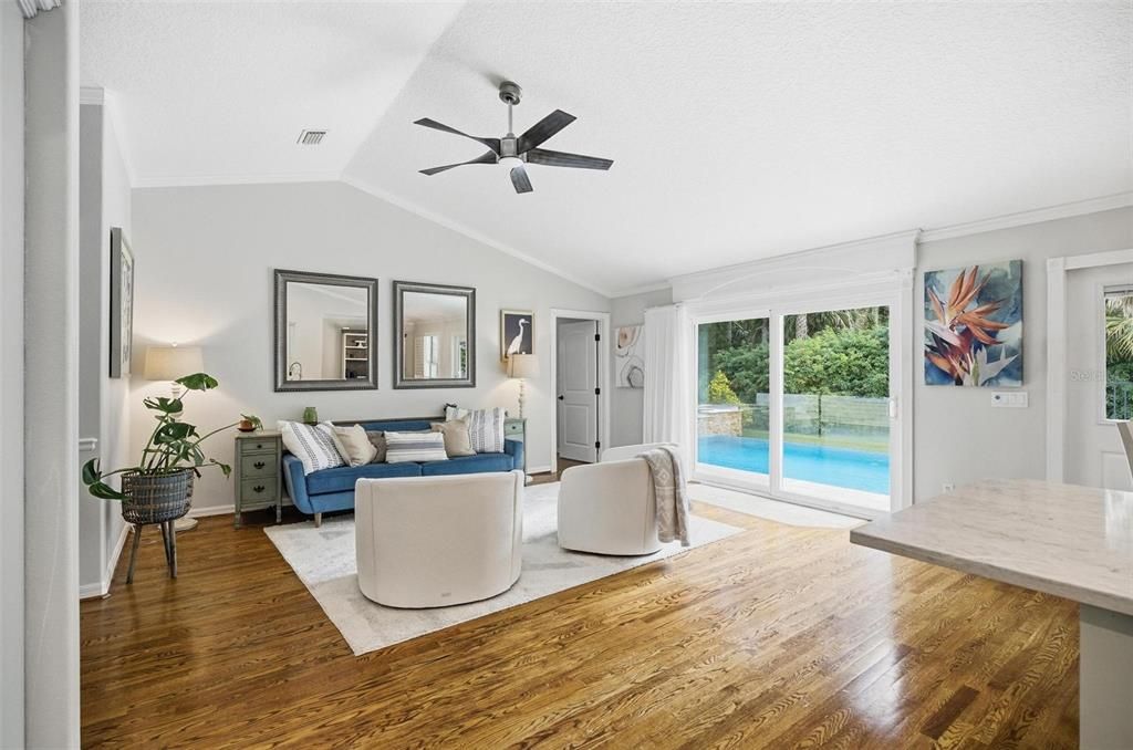 En Venta: $1,595,000 (4 camas, 2 baños, 2312 Pies cuadrados)