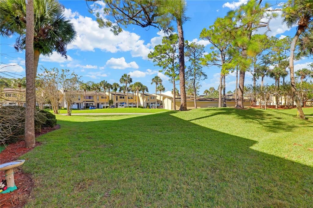 For Sale: $199,900 (3 beds, 3 baths, 1737 Square Feet)