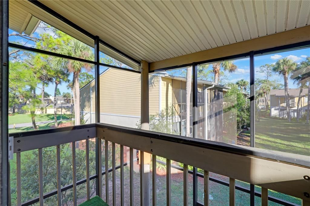 For Sale: $199,900 (3 beds, 3 baths, 1737 Square Feet)