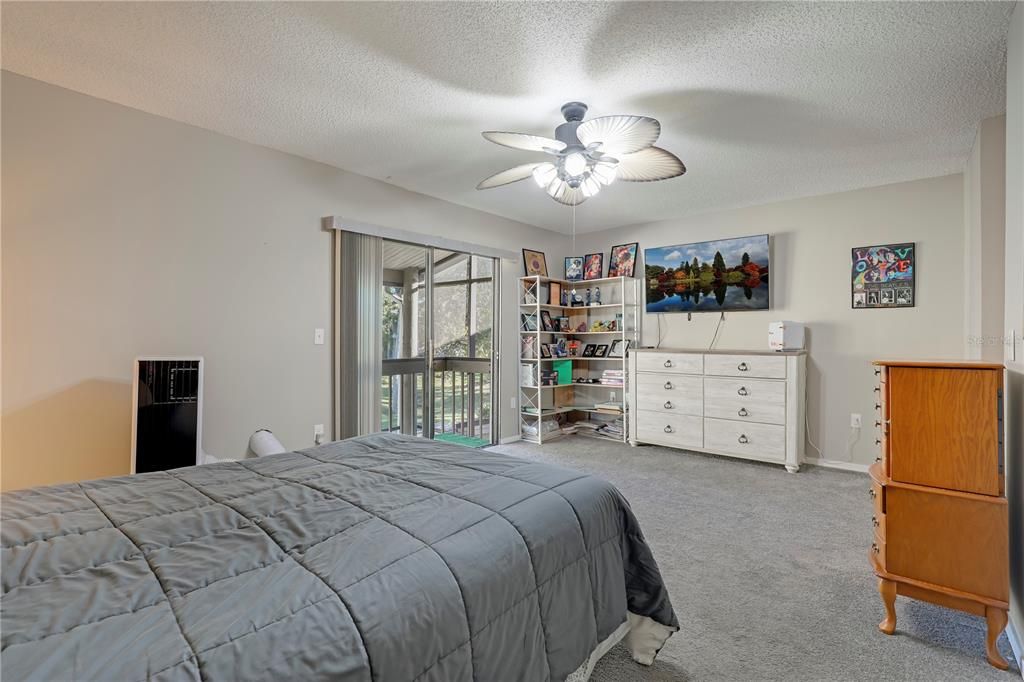 For Sale: $199,900 (3 beds, 3 baths, 1737 Square Feet)