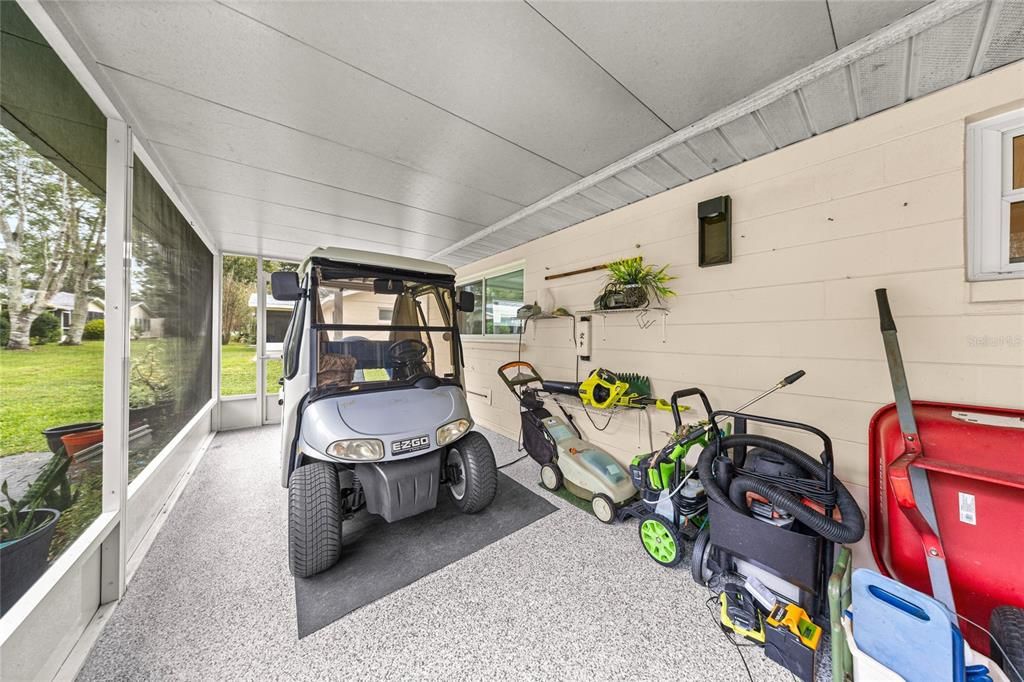 For Sale: $189,900 (2 beds, 2 baths, 1369 Square Feet)