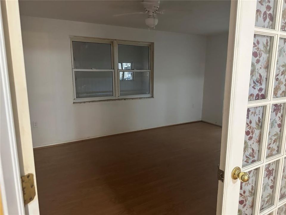 For Sale: $189,900 (3 beds, 2 baths, 1246 Square Feet)