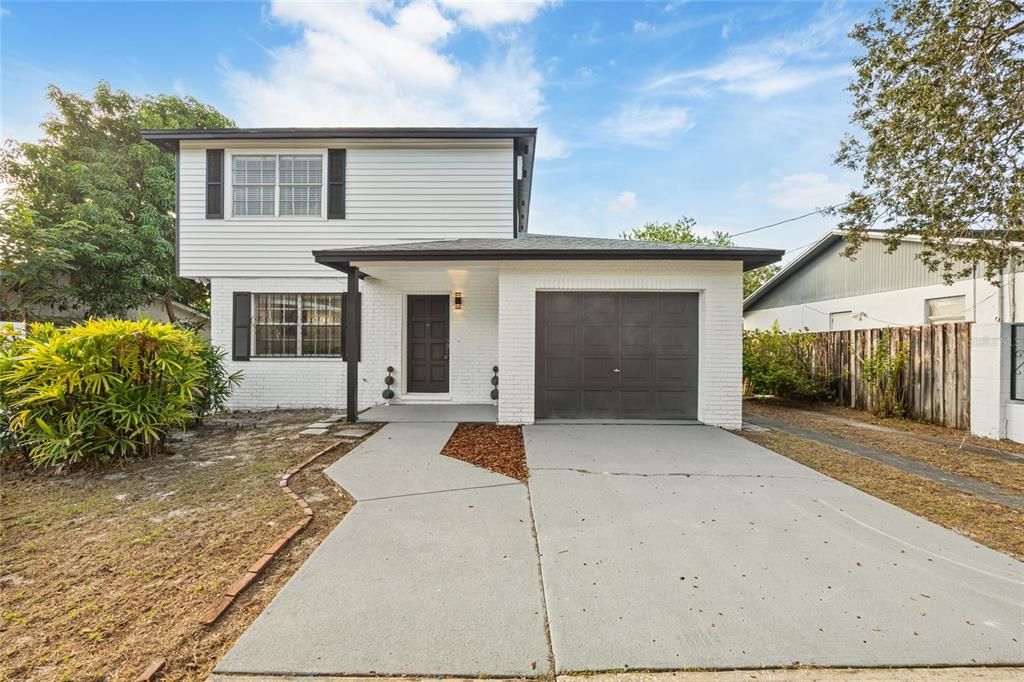 For Sale: $379,000 (3 beds, 1 baths, 1392 Square Feet)