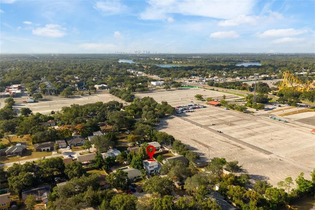 For Sale: $379,000 (3 beds, 1 baths, 1392 Square Feet)