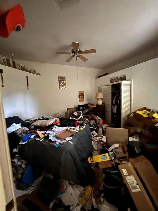 Active With Contract: $299,000 (3 beds, 2 baths, 2908 Square Feet)