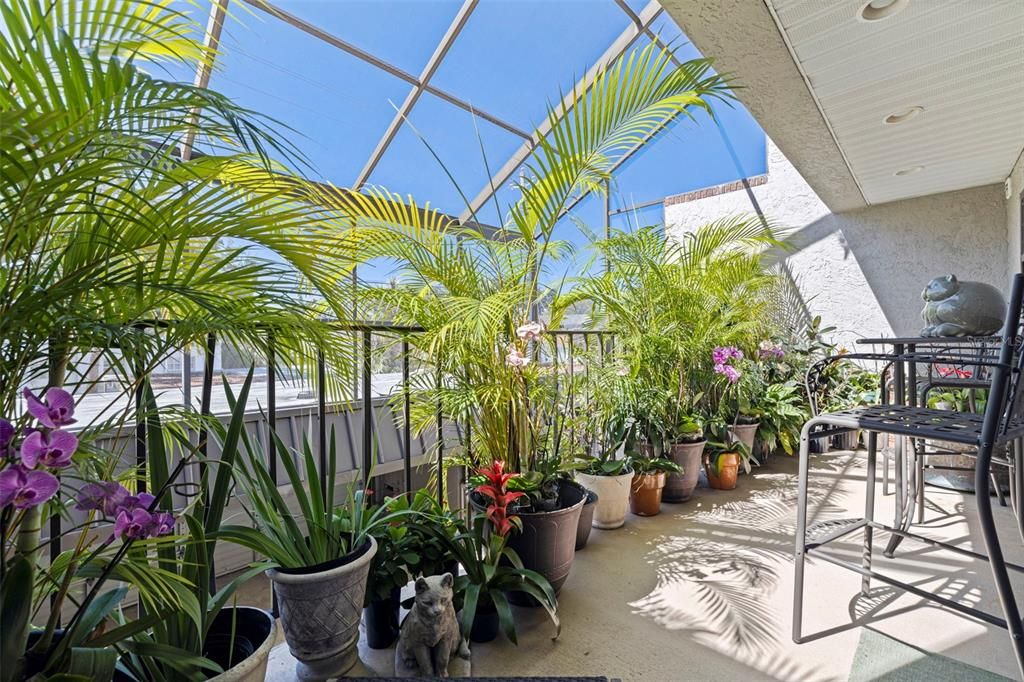 For Sale: $875,000 (2 beds, 2 baths, 2156 Square Feet)