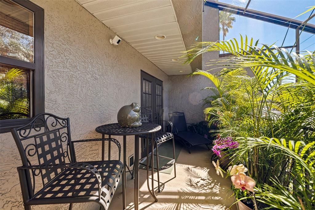 For Sale: $875,000 (2 beds, 2 baths, 2156 Square Feet)