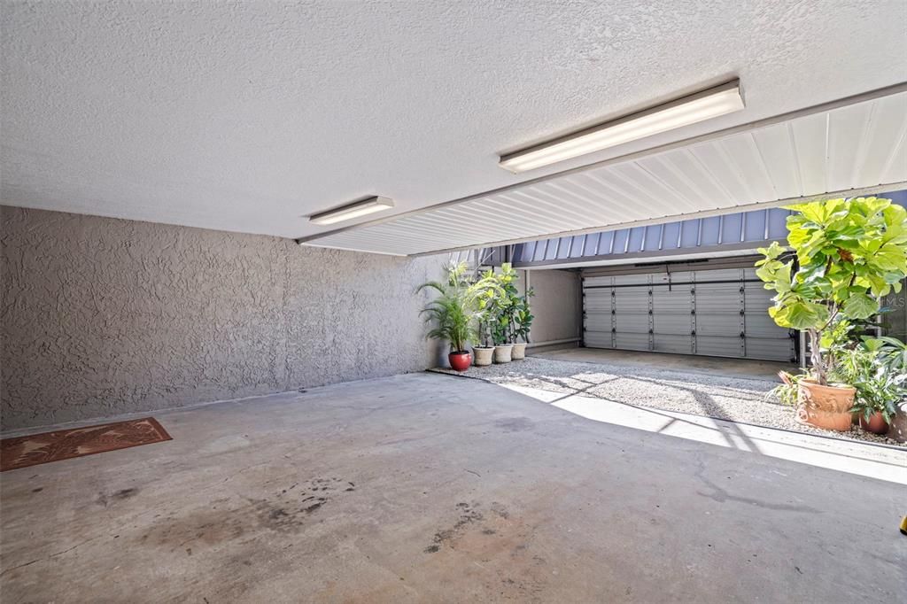 For Sale: $875,000 (2 beds, 2 baths, 2156 Square Feet)