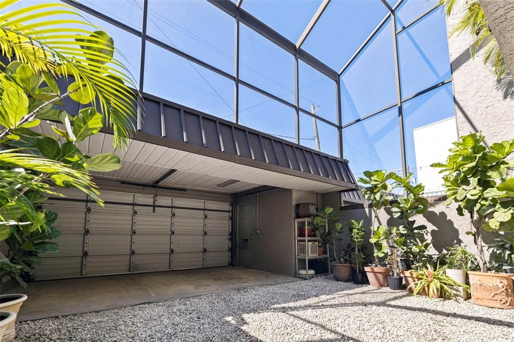 For Sale: $875,000 (2 beds, 2 baths, 2156 Square Feet)