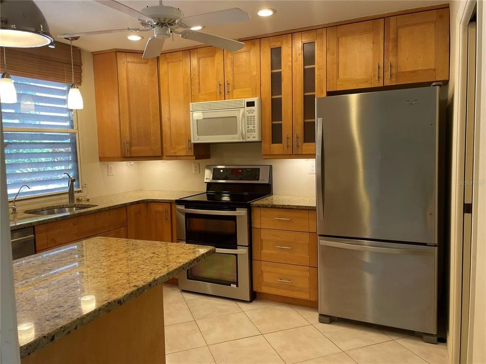 For Rent: $1,900 (3 beds, 2 baths, 1453 Square Feet)