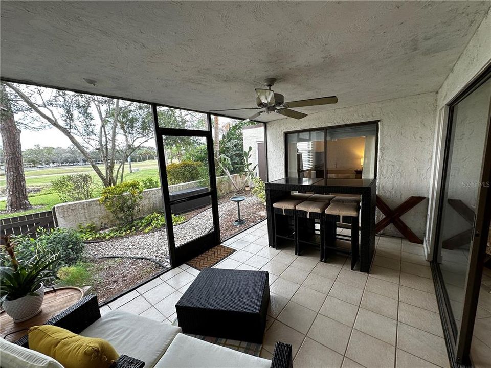 For Rent: $1,900 (3 beds, 2 baths, 1453 Square Feet)