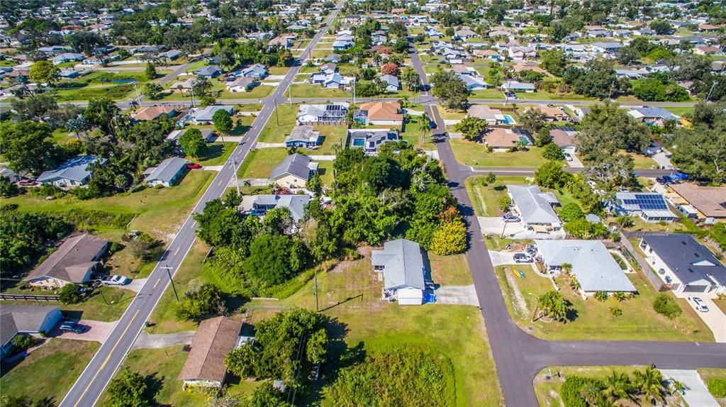 待售: $150,000 (0.36 acres)