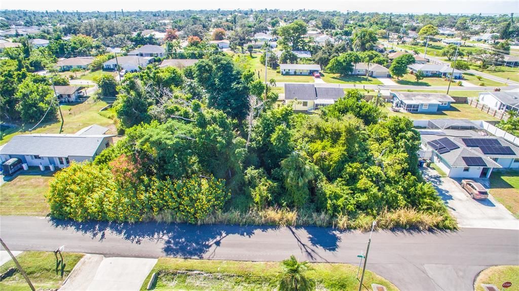 待售: $150,000 (0.36 acres)