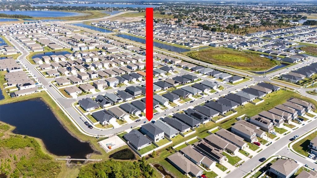 合同活跃: $388,000 (4 贝兹, 3 浴室, 2888 平方英尺)