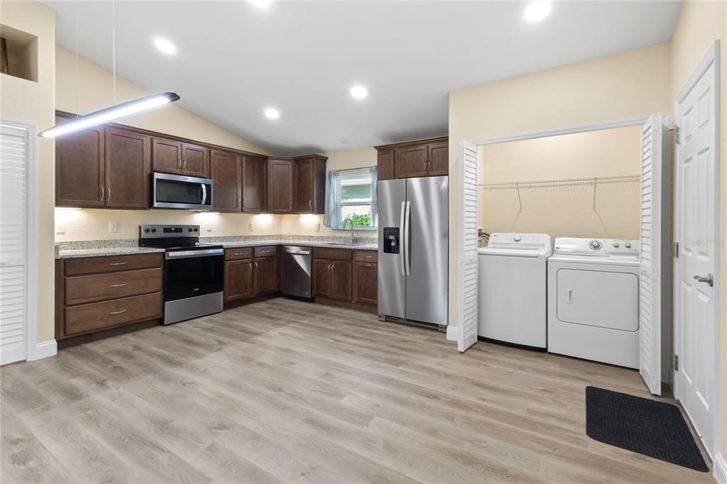 For Sale: $498,500 (3 beds, 2 baths, 1509 Square Feet)