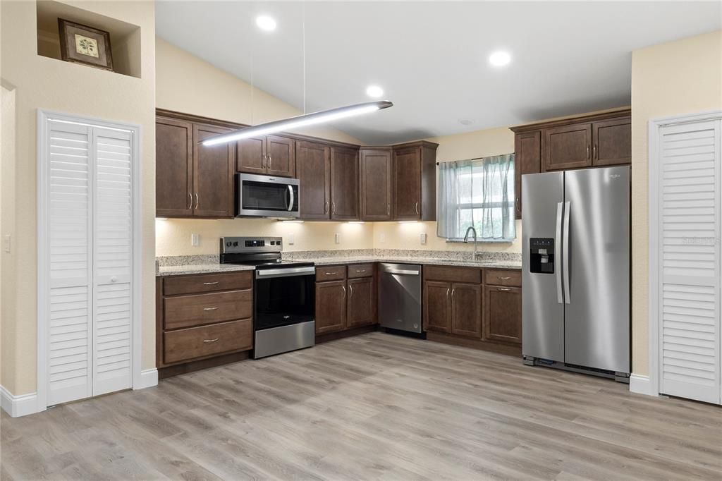 For Sale: $498,500 (3 beds, 2 baths, 1509 Square Feet)