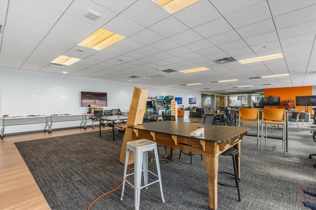 En Venta: $3,999,999 (0 camas, 0 baños, 19032 Pies cuadrados)