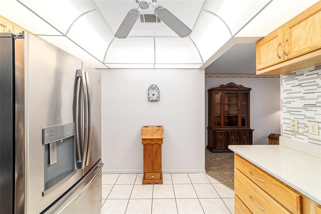 For Sale: $139,900 (2 beds, 2 baths, 1528 Square Feet)