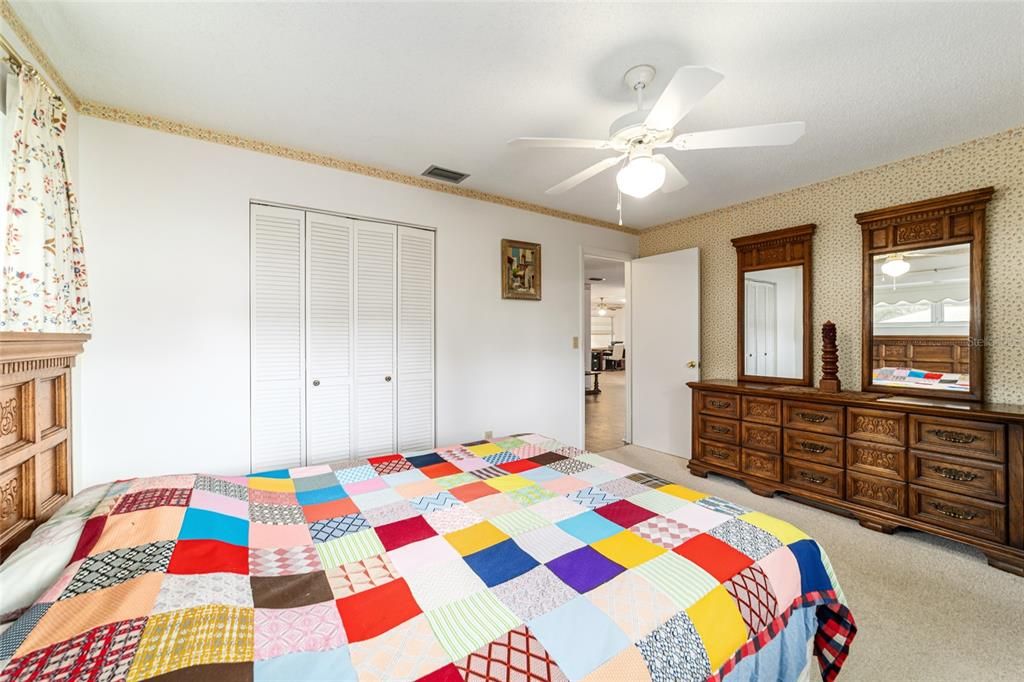 For Sale: $139,900 (2 beds, 2 baths, 1528 Square Feet)