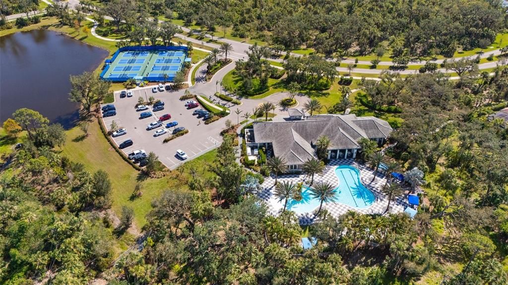 Active With Contract: $787,000 (3 beds, 2 baths, 2436 Square Feet)