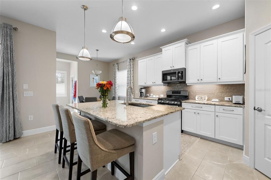 Active With Contract: $787,000 (3 beds, 2 baths, 2436 Square Feet)