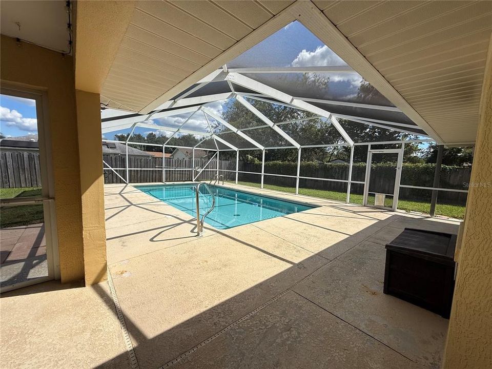 В аренду: $2,200 (3 спален, 2 ванн, 1580 Квадратных фут)