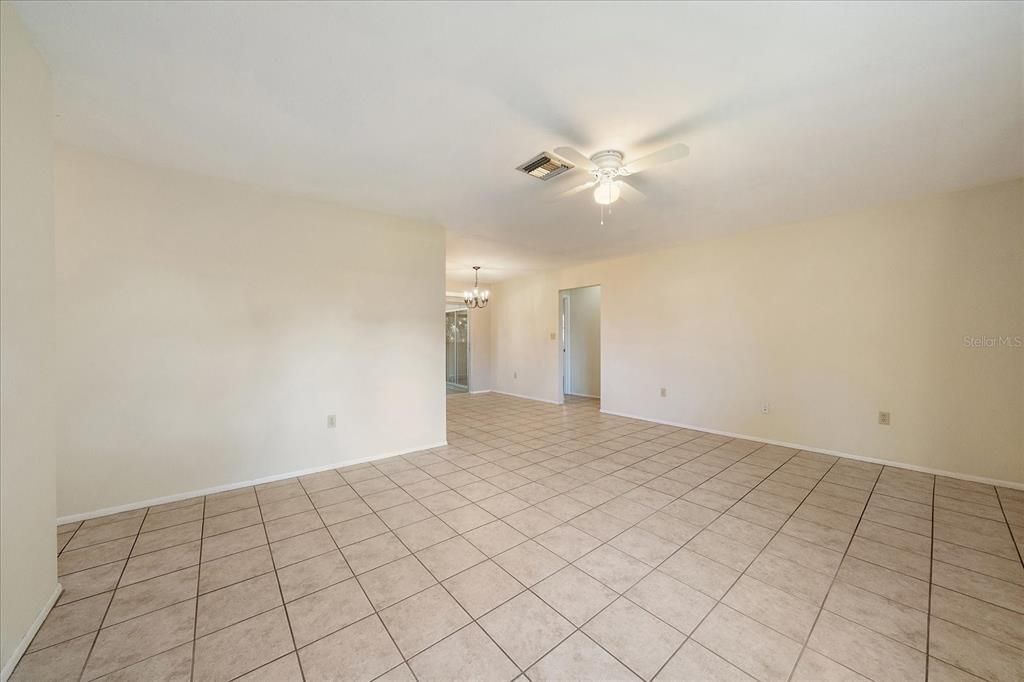 For Sale: $360,000 (3 beds, 2 baths, 1224 Square Feet)