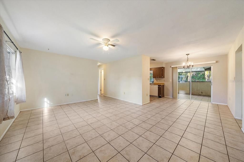 For Sale: $360,000 (3 beds, 2 baths, 1224 Square Feet)