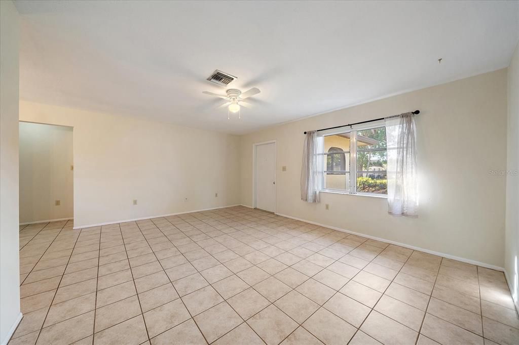 For Sale: $360,000 (3 beds, 2 baths, 1224 Square Feet)