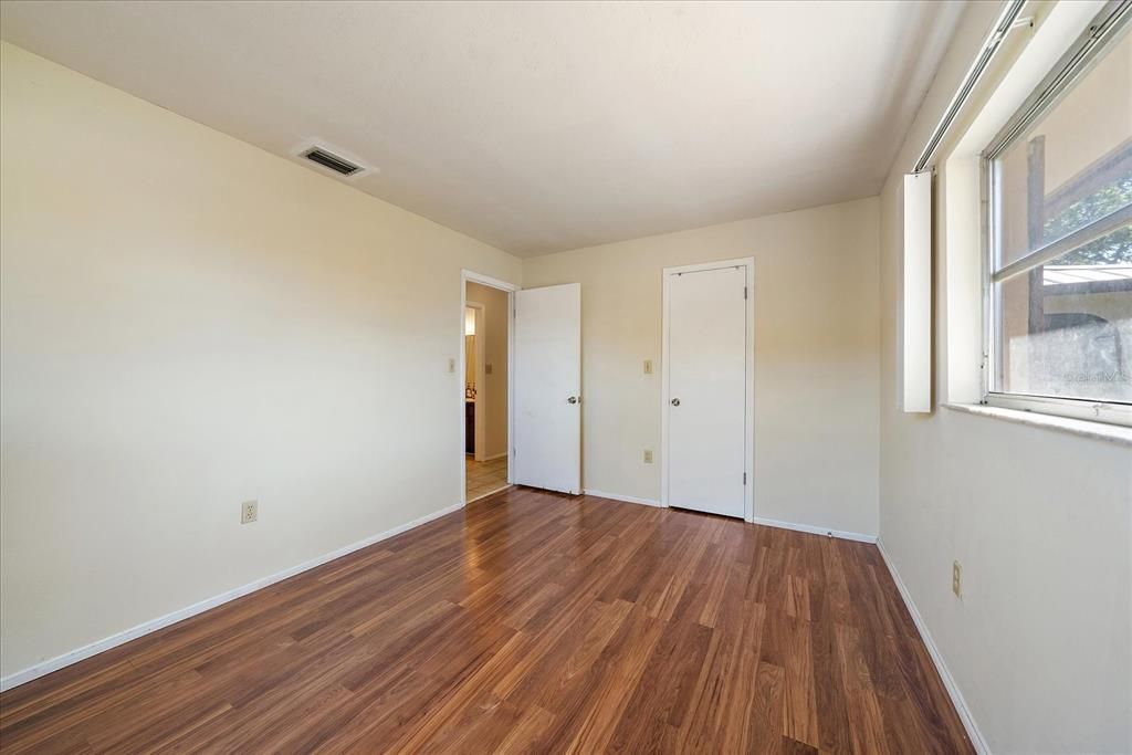 For Sale: $360,000 (3 beds, 2 baths, 1224 Square Feet)