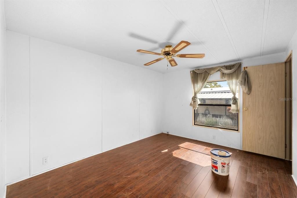 На продажу: $175,000 (2 спален, 2 ванн, 1248 Квадратных фут)