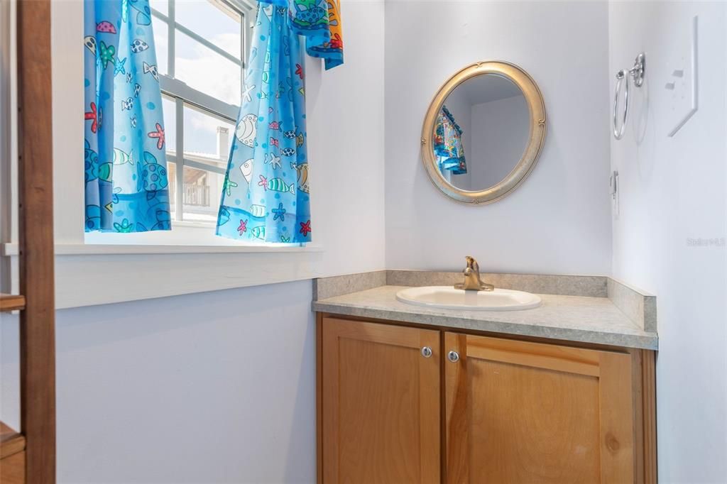 待售: $1,395,000 (3 贝兹, 3 浴室, 1988 平方英尺)